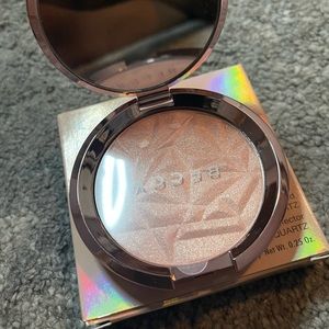 BECCA Shimmering Skin Perfector Pressed “Rose Quartz”